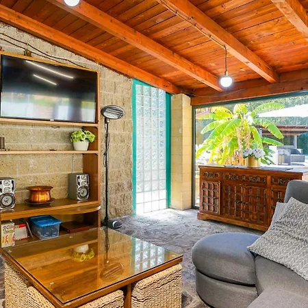 Gambula - Relax And Pool Perdaxius