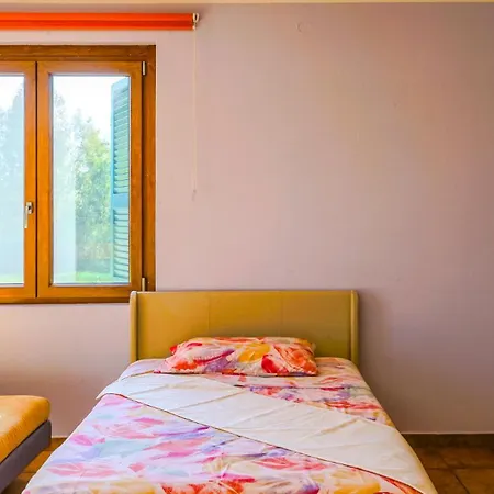 Gambula - Relax And Pool Villa *