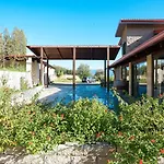 Gambula - Relax And Pool