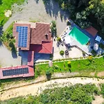 Gambula - Relax And Pool * Perdaxius