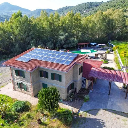 Villa Gambula - Relax And Pool *