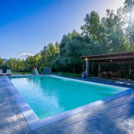 Villa Gambula - Relax And Pool *