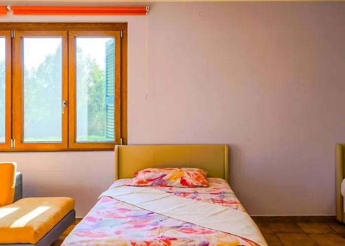 Gambula - Relax And Pool Villa *