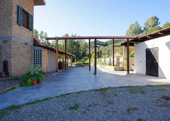 Gambula - Relax And Pool * Perdaxius