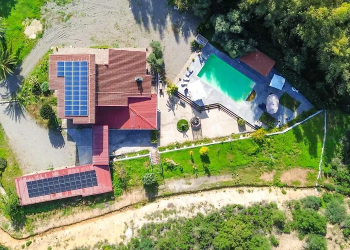 Gambula - Relax And Pool