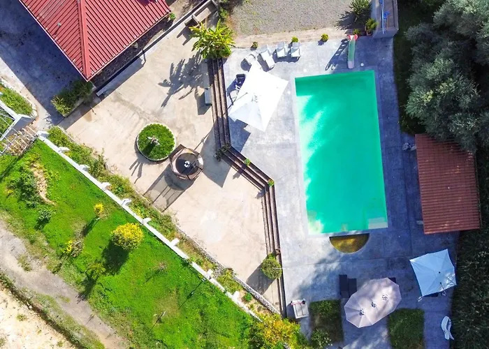 Gambula - Relax And Pool Villa *