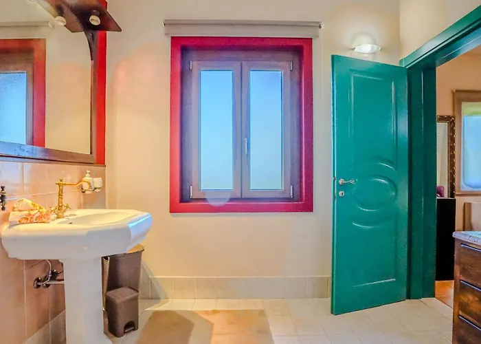 Gambula - Relax And Pool Villa